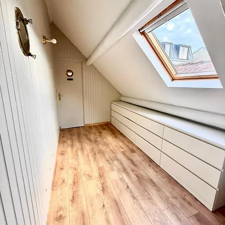 Maison Arcania Raw Charm & Secret Garden Semesterbostad Reims